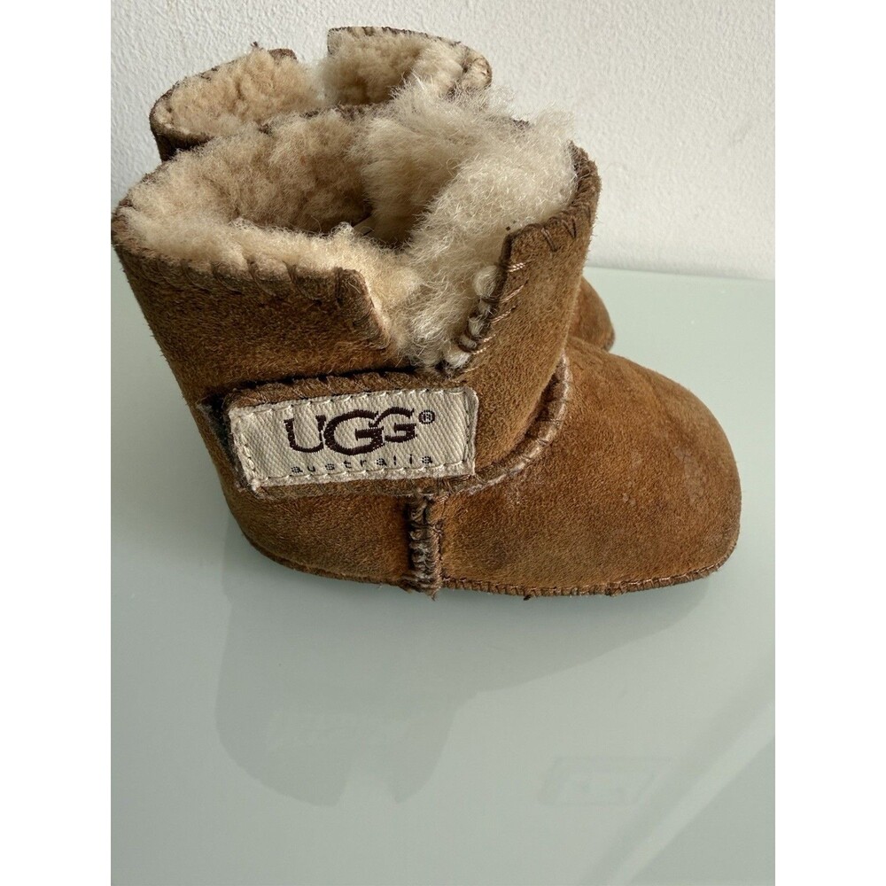 UGG Australia Baby Infant Sheepskin Boots Chestnut Genuine Leather Size S
